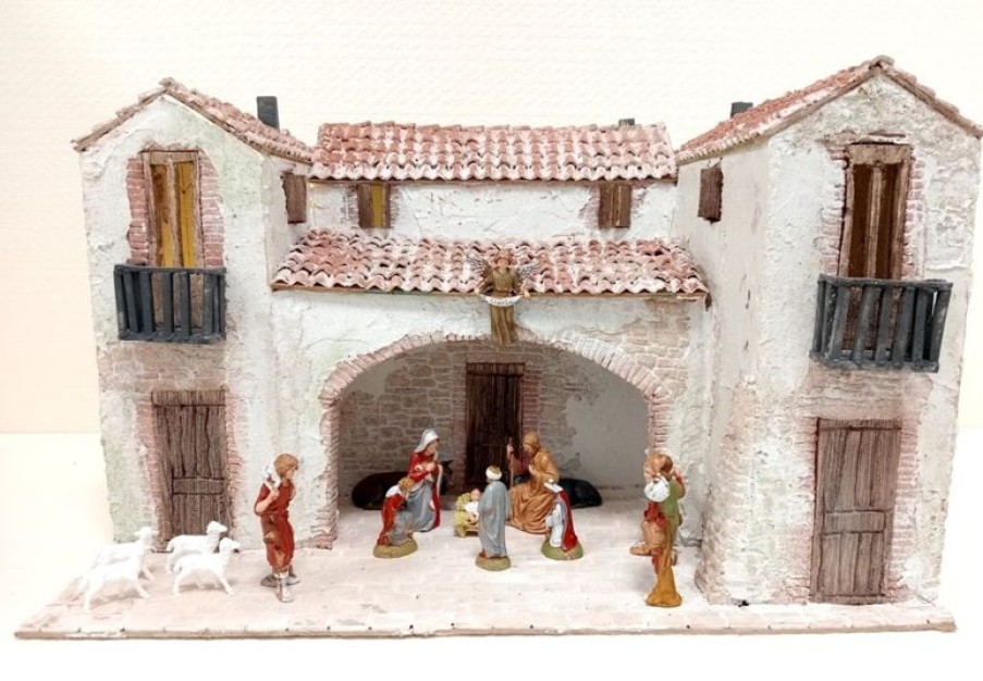 Diorami e Presepi Presepe Completo Con Capanna E 16 Statuine In Stile Popolare 8 Cm Collectible Nativity Sets & 38 Sizes