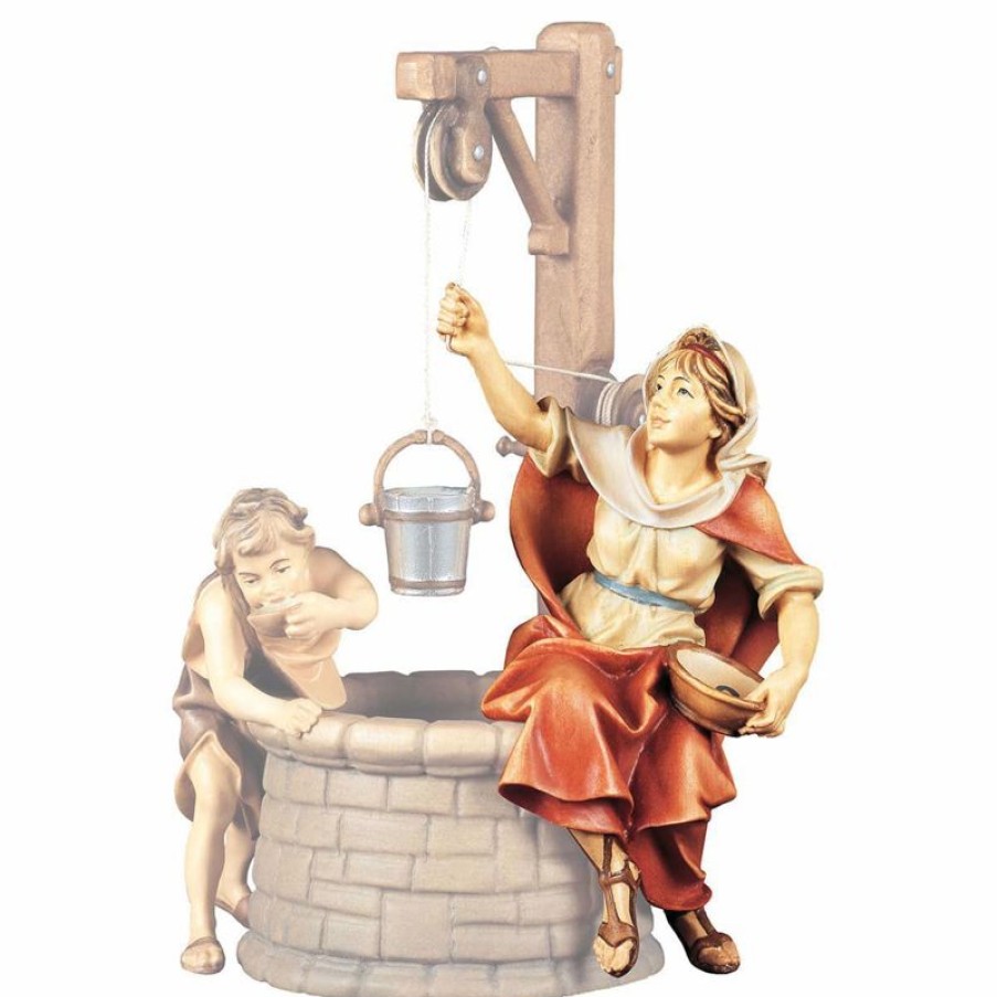 ULPE Wood Art Catalogo Contadina Al Pozzo Cm 12 (4,7 Inch) Presepe Ulrich Dipinto A Mano Statua Artigianale In Legno Val Gardena Stile Barocco Wall Crucifixes