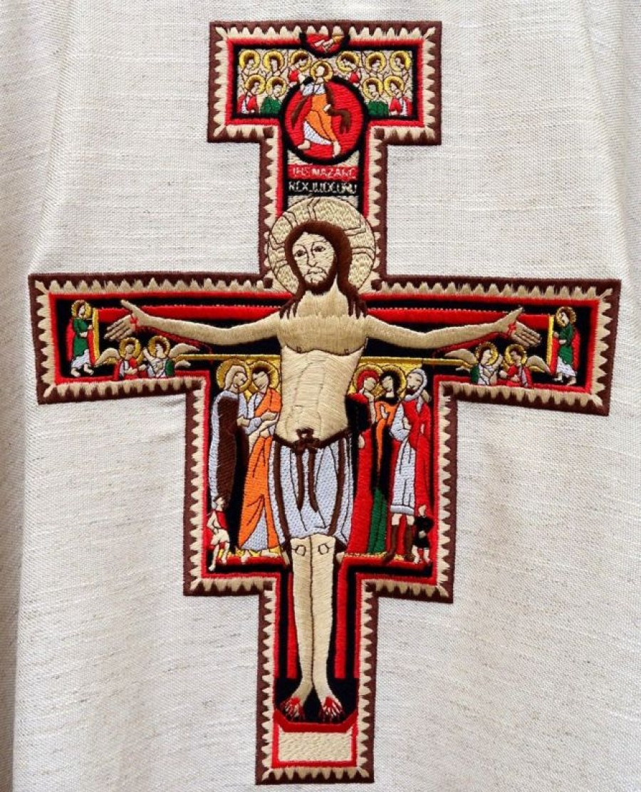 Chorus by Ricamificio Umbro - Catalogo Coprileggio Chorus In Canapa E Lino 50X250 Cm Ricamo Croce Di San Damiano - Ecru Naturale Catholic Priest & Liturgical Vestments