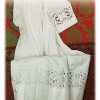 Confezioni e Ricami 1926 - Paramenti Sacri su Misura Su Misura Camicione Liturgico Collo Chiuso Ricamo Guipures Croci Grandi Misto Cotone Bianco Catholic Priest & Liturgical Vestments