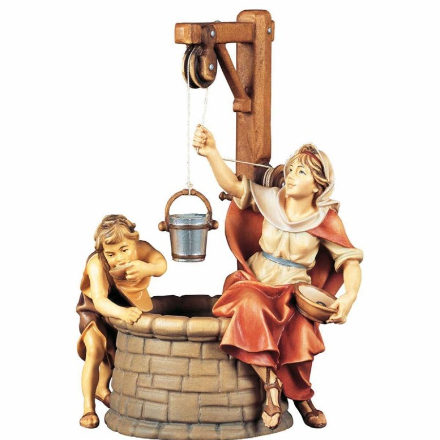 ULPE Wood Art Catalogo Gruppo Al Pozzo 3 Pezzi Cm 15 (5,9 Inch) Presepe Ulrich Dipinto A Mano Statue Artigianali In Legno Val Gardena Stile Barocco Wall Crucifixes