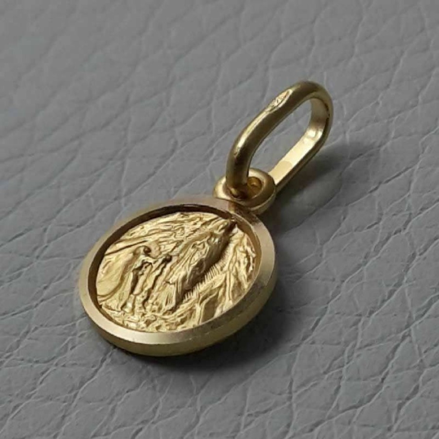 Vaticanum Gioielli in Oro Madonna Nostra Signora Di Lourdes Medaglia Sacra Pendente Tonda Conio Gr 1 Oro Giallo 18Kt Con Bordo Liscio Uni Donna Uomo Confirmation