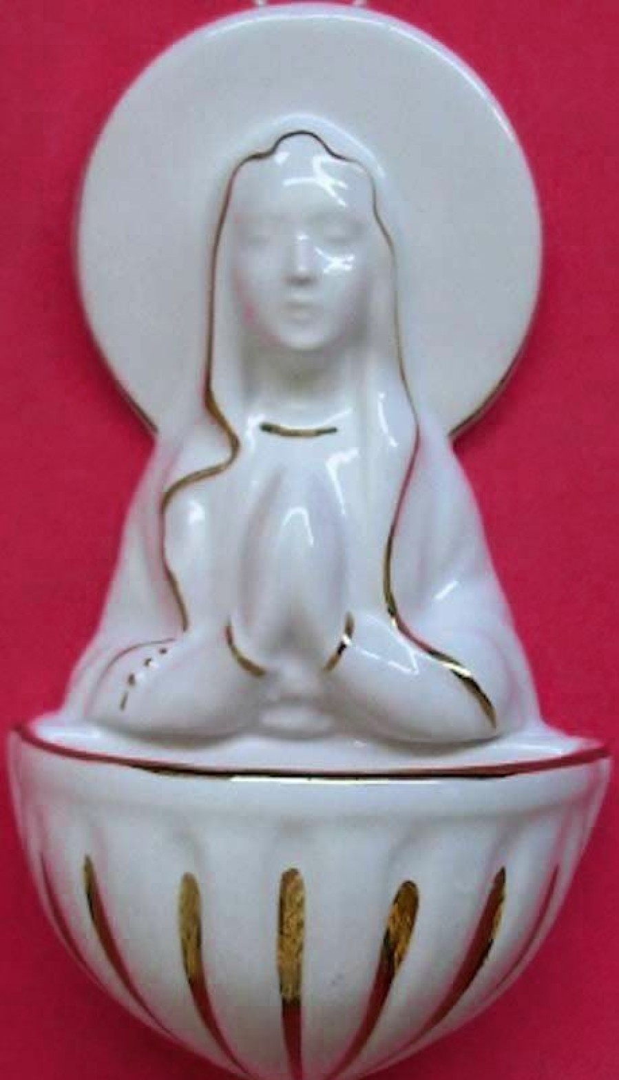 Maioliche Deruta Madonna In Preghiera Acquasantiera Cm 15 (5,9 In) Ceramica Invetriata Bianca Filo Oro Sacred & Religious Ceramics